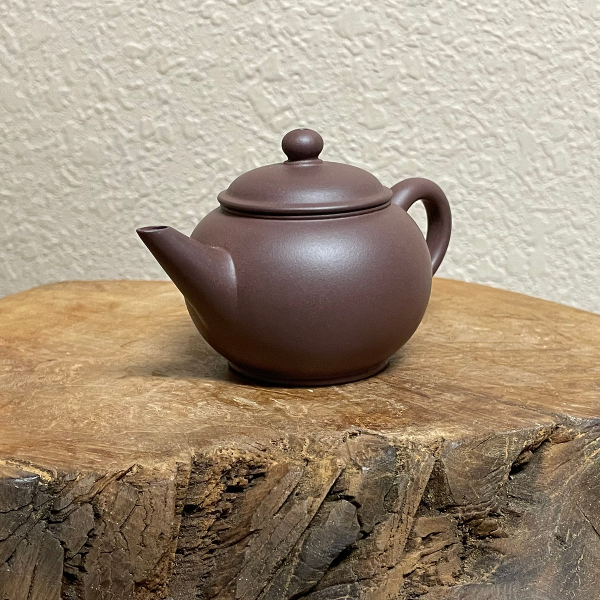 Lao Zini Shuiping Yixing Teapot, 老紫泥水平壶, 100mL – Purple