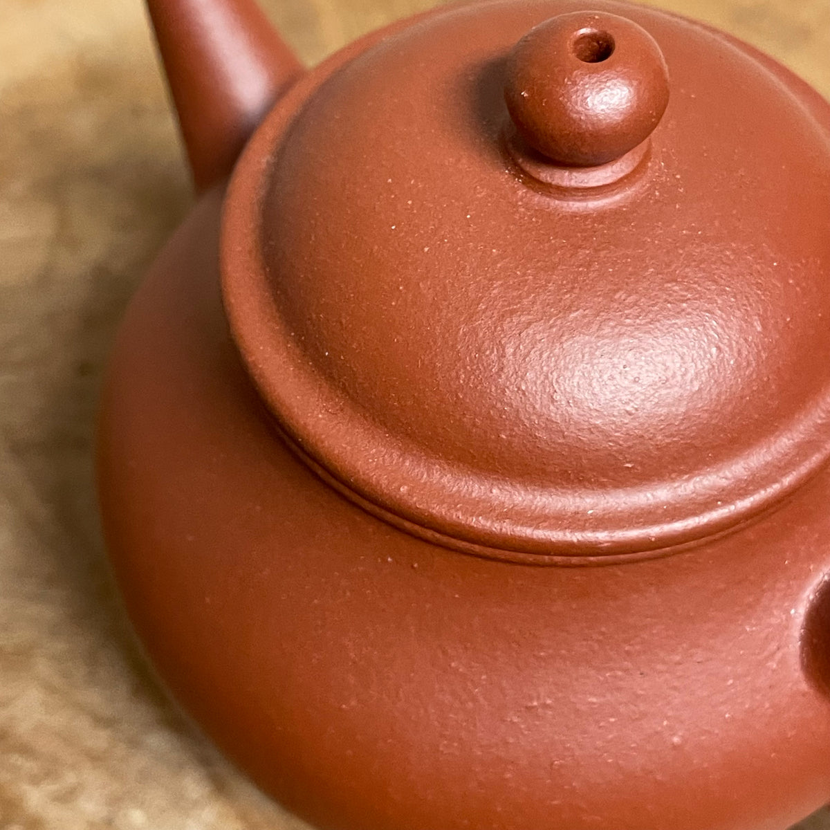 Zhuni Bale Shuiping Yixing Teapot 朱泥芭乐水平壶140mL – Purple
