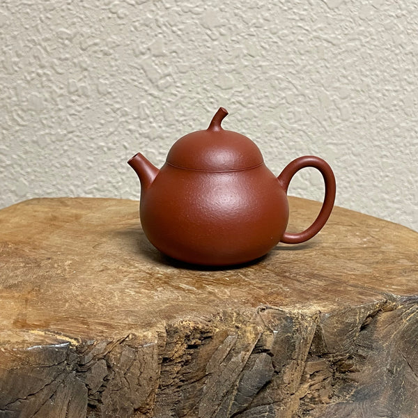 Chaozhou zhuni eggplant teapot, 95mL by Guo Fengyi