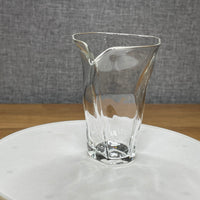 Glass Gong Dao Bei (Fairness Pitcher), Obscure Tapered