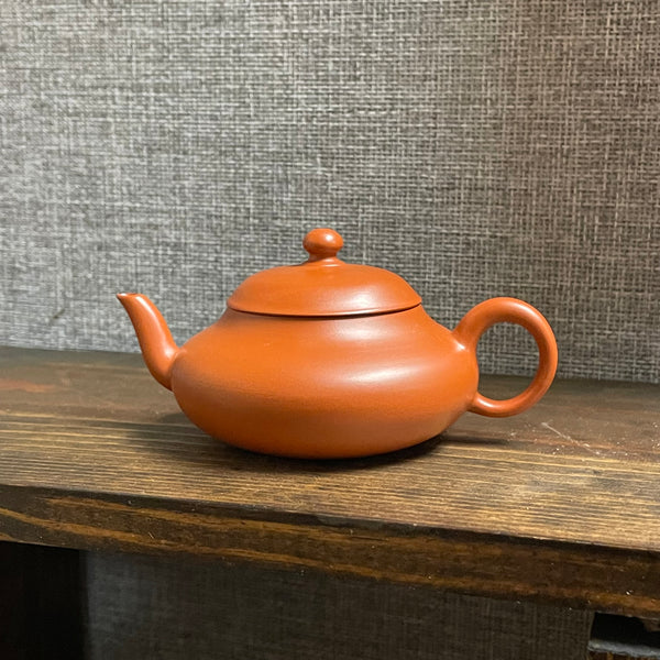 Chaozhou Meng Chen Teapot by Hu Ting, 80mL
