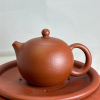 Chaozhou Xishi Teapot, 100mL by Hou Dong Jie