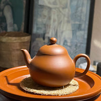 Chaozhou Pear Teapot, 90mL by Hu Ting