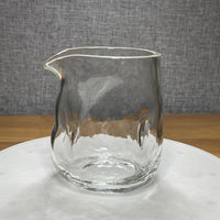 Glass Gong Dao Bei (Fairness Pitcher), Obscure Texture