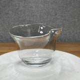 Glass Gong Dao Bei (Fairness Pitcher), Obscure Leaf Shape