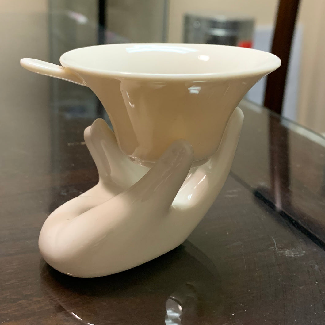 Porcelain hand tea strainer