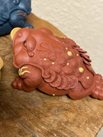 Jin Chan, 3-legged money toad tea pet