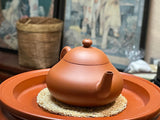 Chaozhou Pear Teapot, 90mL by Hu Ting