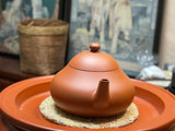 Chaozhou Pear Teapot, 90mL by Hu Ting