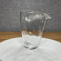 Glass Gong Dao Bei (Fairness Pitcher), Obscure Tapered